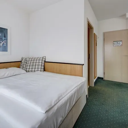 Airport-hotel Stetten 3* Leinfelden-Echterdingen
