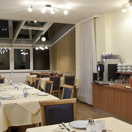 酒店 Airport-messe-hotel Stetten 莱恩费尔登埃希特登