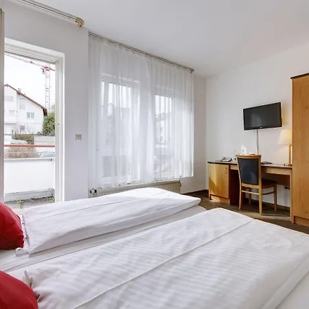 Airport-hotel Stetten 3*