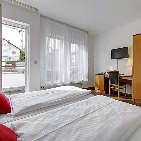 Airport-hotel Stetten 3* Leinfelden-Echterdingen